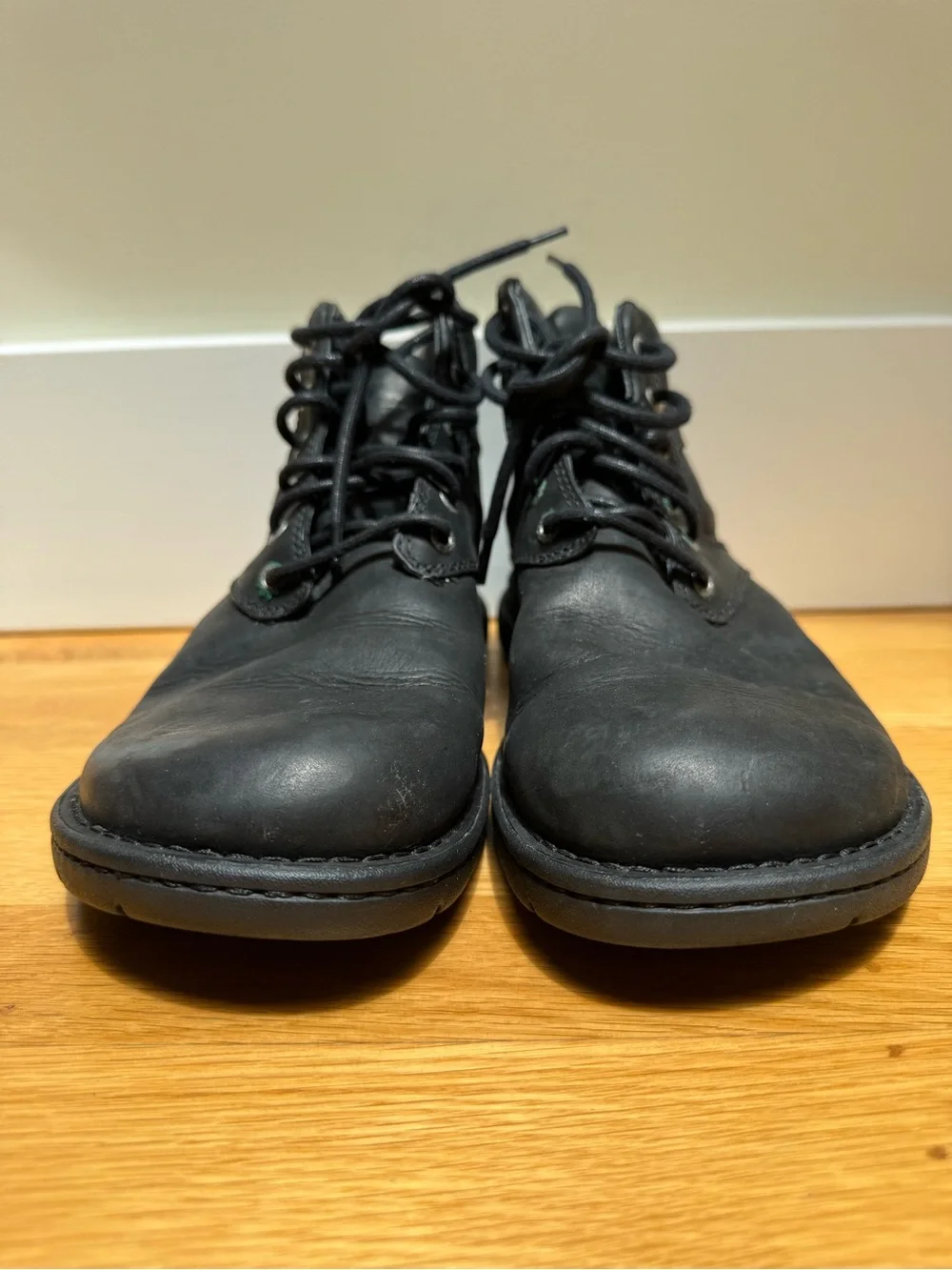 UGG Black Leather Lace-Up Boots, size 10 men’s